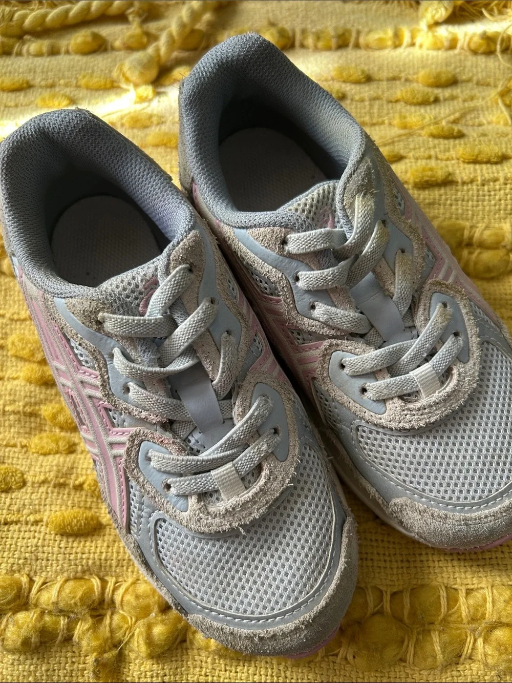 Kids Athletic Sneakers - Light Gray & Pink